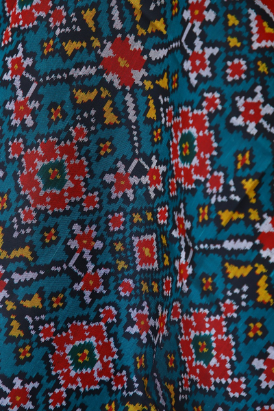 Semi double ikat dupatta in REd and Morpichha colour with traditional navratna design