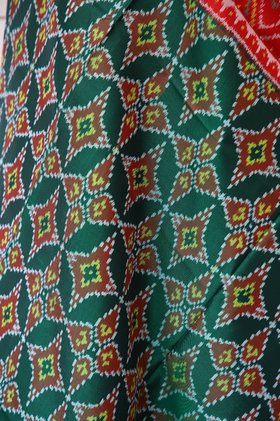 Semi double ikat dupatta in Green and Red colour with traditional 16 sitara design