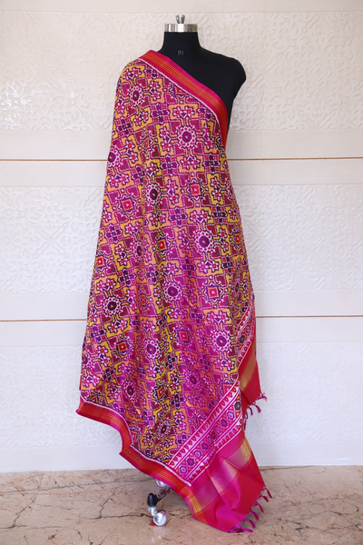 Semi double ikat dupatta in Pink and Yellow colour with traditional Manekchowk and Navratna design
