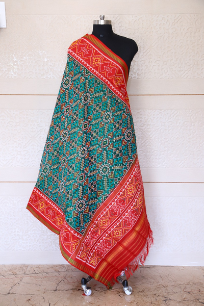 SEmi double ikat dupatta in Green and Red colour with traditional Manekchowk design