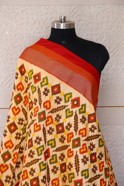 single ikat dupatta inntraditional Manekchowk design in White and Red colour