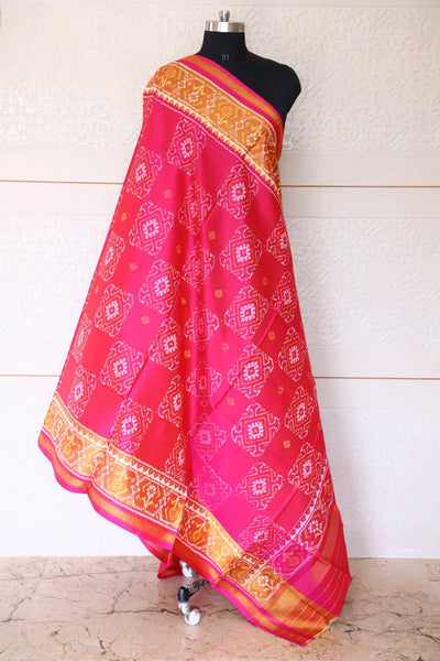 Traditional design with Zaributta in Pink colour