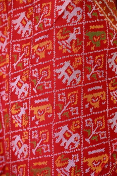 Traditional Naarikunj design in red colour