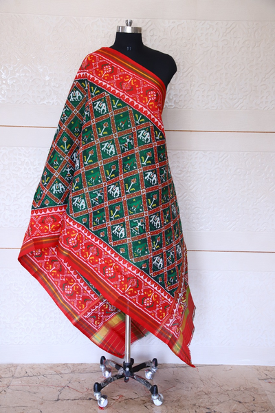 Semi double ikat dupatta in traditiona Hathi Popat design in Green and Red colour