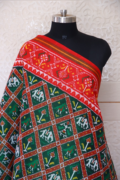 Semi double ikat dupatta in traditiona Hathi Popat design in Green and Red colour
