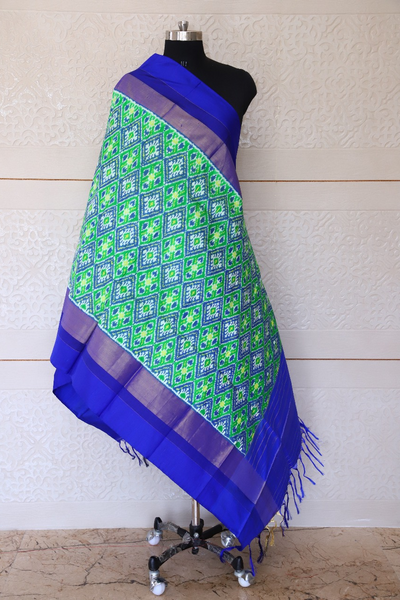 Single ikat dupatta in traditional Paan Chanda design in Parrot Green and Blue colour
