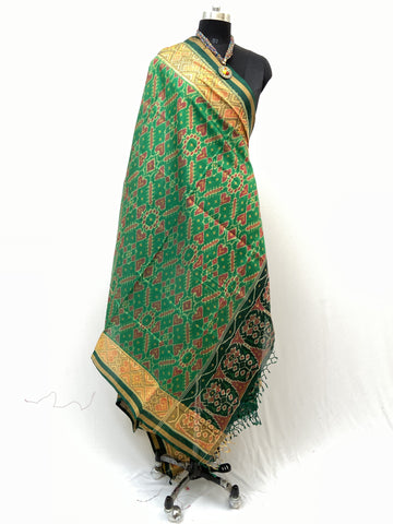 Traditional Manekchowk design in Parrot Green colour